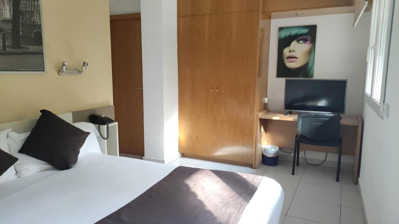 Hotel Travessera Βαρκελώνη Εξωτερικό φωτογραφία