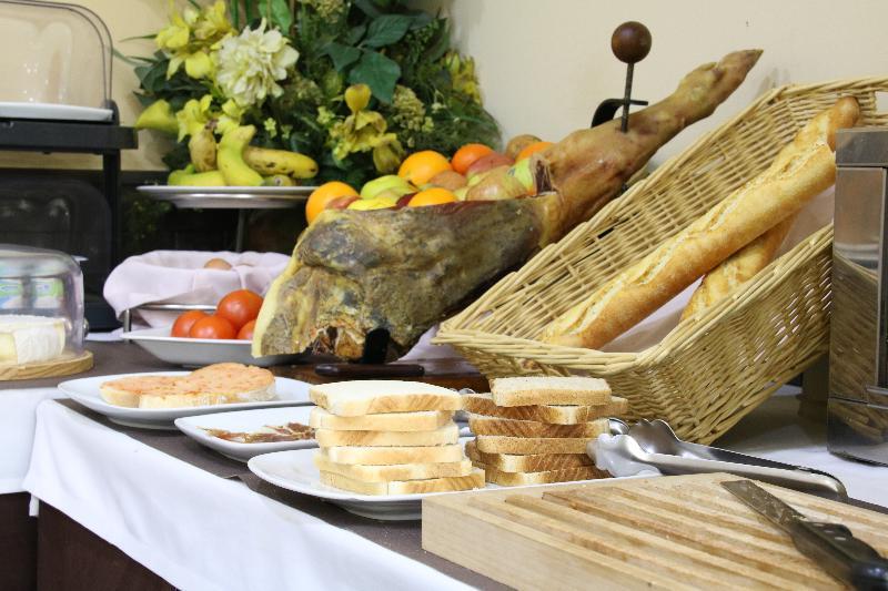 Hotel Travessera Βαρκελώνη Εξωτερικό φωτογραφία
